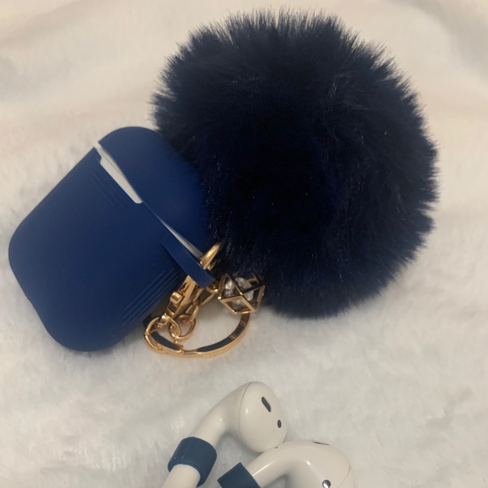 AirPod case - Picture 2 of 6